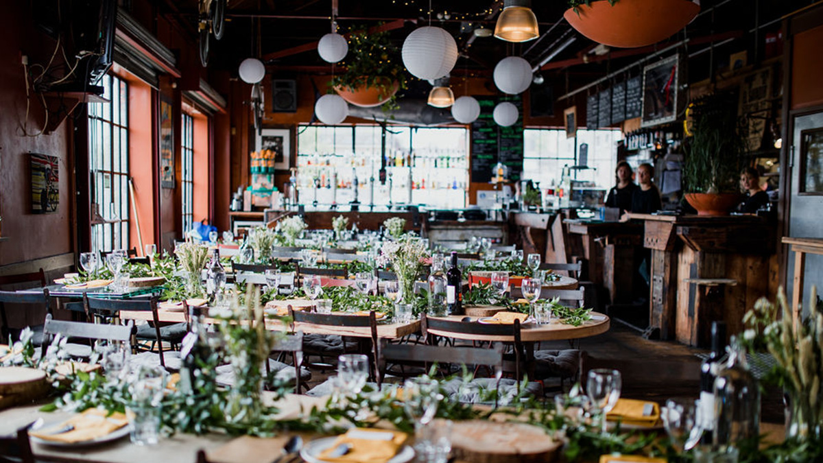 Wedding party at Mud Dock