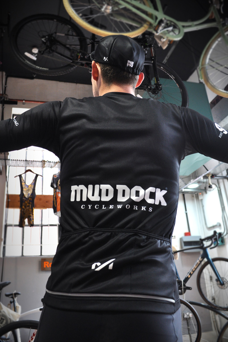 Mud Dock cycle jersey in black